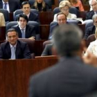 Esperanza Aguirre, durante la intervención de Rafael Simancas