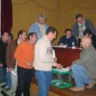Un momento de la votación, celebrada en la jornada de ayer por la asamblea de los trabajadores