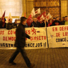 Los manifestantes protestaron por la amenaza de supresión de las pedanías.