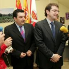 Ramón y Fernández Mañueco, durante la última visita del consejero