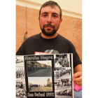 Quillo descubre a su padre en un álbum de la marcha del 92.