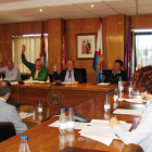 La imagen recoge la votación de uno de los puntos debatidos en la sesión plenaria de ayer.
