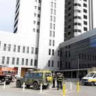 Acceso al Hospital de León, provincia que ha registrado 7 fallecimientos. MARCIANO PÉREZ