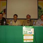 En la mesa, Javier Sancho, Roberto Morán y Francisco J. Díez Frutos