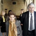 Antonio Gamoneda y su mujer, Ángeles Lanza, en la Universidad de Salamanca
