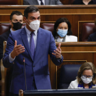 El presidente del Gobierno, Pedro Sánchez interviene durante la sesión de control al Gobierno celebrada este miércoles en el Congreso de los Diputados.  JUAN CARLOS HIDALGO