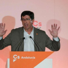 El candidato de Ciudadanos a la Junta de Andalucía, Juan Marín, en un mitin en Linares