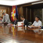 Parte de los integrantes del Consejo de Administración de Baloncesto León.