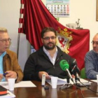 Un momento del acto de presentación de la campaña social Nueve Canastas por la Vida.