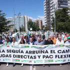 Agricultores se manifiestan  para exigir ayudas frente a la sequía