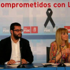 El senador socialista, Ibán García del Blanco, y la portavoz del PSOE, Eugenia Gancedo.