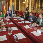 Los consejeros de Castilla y León, Asturias y Galicia, ayer, en su reunión en Burgos.