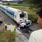 El coche en el que viajaban los tres jóvenes leoneses fue arrollado en Lugo. EL PROGRESO DE LUGO