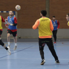 El Abanca Ademar en un entrenamiento de la presente temporada. FERNANDO OTERO