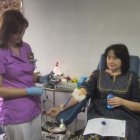 Marqués donó sangre en el punto de Picotuerto.