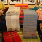 Imagen de algunos de los productos textiles ligados a las empresas de Val de San Lorenzo