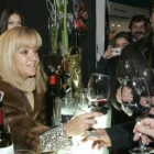 La presidenta de la Diputación, Isabel Carrasco, durante uno de los brindis de la reciente Feria de