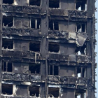 Imagen de la estructura de la 'Grenfell Tower' de Londres tras el incendio que ha acabado con la vida de 79 personas.