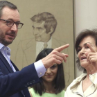 Comisión de Igualdad en el Congreso de los Diputados, con la ministra Carmen Calvo.