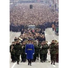 La comitiva fúnebre del primer ministro serbio recorrió ayer Belgrado