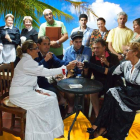 El grupo Los Mojitos ponen esta noche en escena una creación del genial Jardiel Poncela.
