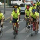 Antonio Catalán junto al amplio equipo que le acompaña en su recorrido por el Camino de Santiago
