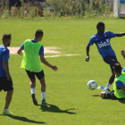 La Deportiva prepara a conciencia el partido del sábado. L. DE LA MATA