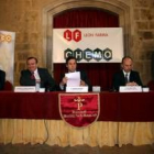 Los directivos de Chemo explicaron ayer en León las perspectivas que se abren con la nueva licencia