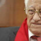 El padre Ángel, ayer durante la entrevista con Diario de León. RAMIRO
