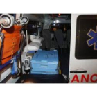 Traslado de órganos desde el Hospital de León tras una extracción múltiple de corazón, hígado y riñó