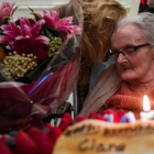 La periodista Clare Hollingworth el día que cumplió 105 años de edad.