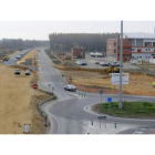 Aspecto de las obras del Acceso Sur de León, una de las inversiones que se mantienen.