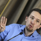 El secretario general de Podemos, Pablo Iglesias, afronta el reto de apaciguar su partido.