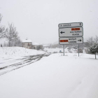 Nieve en la carretera a la altura de Sotillos de Sabero.