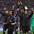 Los jugadores del Madrid celebran la clasificación para la final de la Champions.