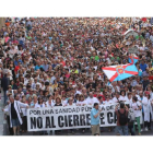 En el año 2014, más de 5.000 personas se manifestaron en las calles de Ponferrada en defensa de la sanidad pública. L. DE LA MATA