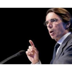 El presidente de honor del PP, José María Aznar, en un acto del PP en Huesca, el 30 de abril.