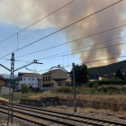 El humo, visto desde la estación de Quereño, cerca de Puente. BRIF