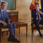 Pedro Sánchez junto a Alberto Núñez Feijóo, aye en La Moncloa. JUAN CARLOS HIDALGO