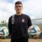 El futbolista de la Cultural Gonzalo, en el Área Deportiva de Puente Castro. MARCIANO