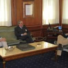 Travesí, Cavaco y Fernández, durante el encuentro en el Ayuntamiento