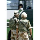 Soldados españoles realizan labores de vigilancia en Afganistán