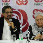 Márquez (izquierda) y Daza, en una rueda de prensa en Bogotá, el 1 de noviembre. /