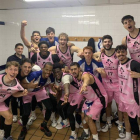 Los jugadores celebraron en el vestuario su triunfo. CLÍNICA PONFERRADA