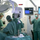 El tiempo medio de espera para operarse en el Hospital de León es de 43 días.