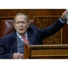 Tamames esgrime su discurso el miércoles, en el Congreso de los Diputados. CHEMA MOYA