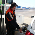 Las gasolineras de la provincia han visto mermadas sus ventas.