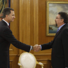 El rey recibió ayer en audiencia al diputado de Foro Asturias Isidro Martínez Oblanca.