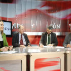 Elena Rodríguez, Eduardo López Sendino, Roberto Núñez y Joaquín S. Torné ayer, en El Filandón