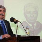 Un momento del homenaje a Miguel Abad celebrado ayer en la Universidad.
